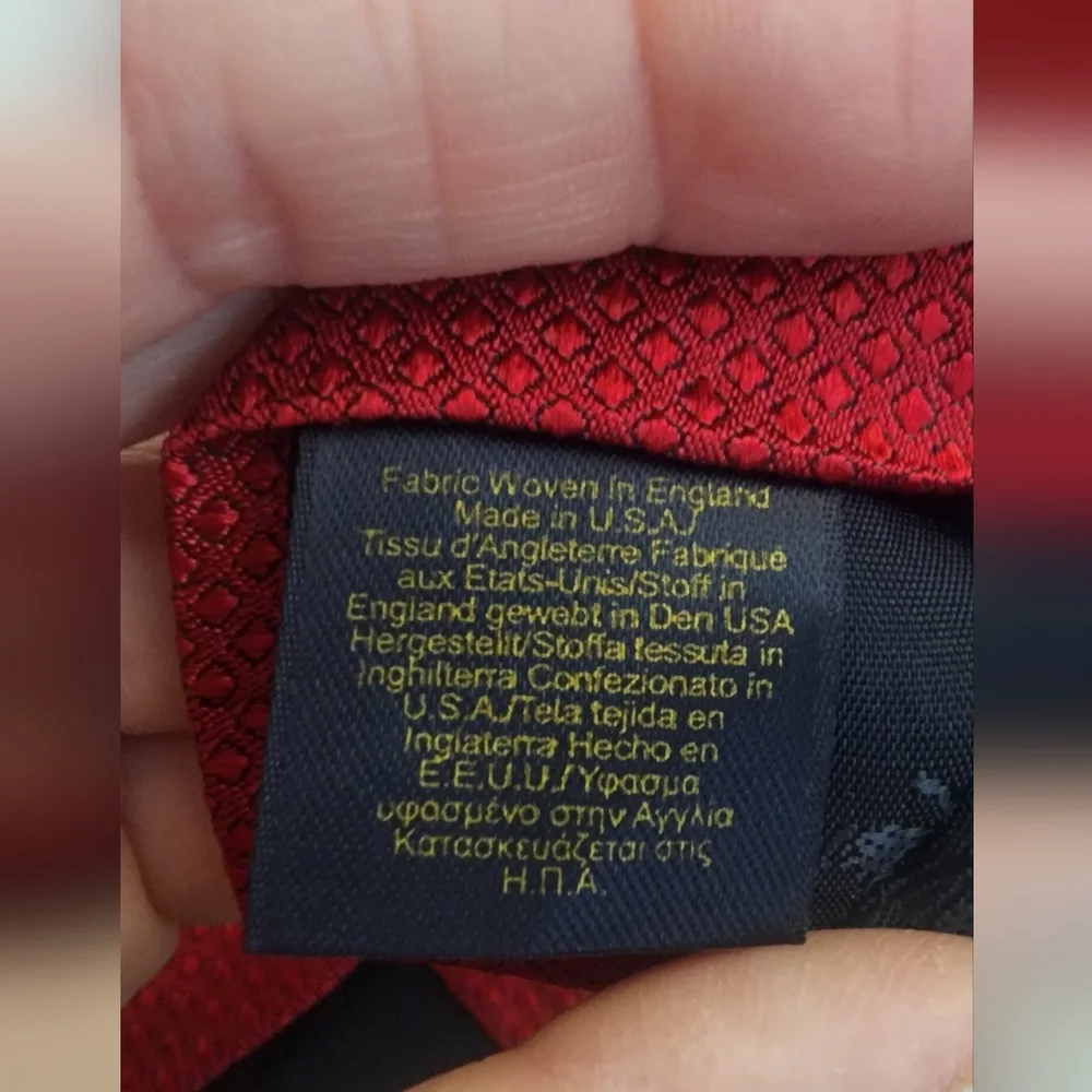 New Brooks Brothers Elegant‎ Red Tie 44